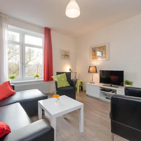 Appartamento Lovely In With Many Facilities Within Walking Distance *